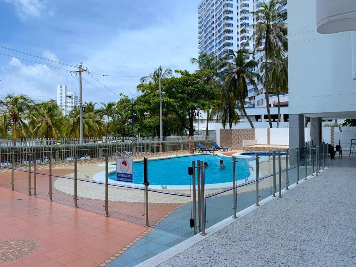 Con Hermosa Vista Y Cerca De Playas Apartment