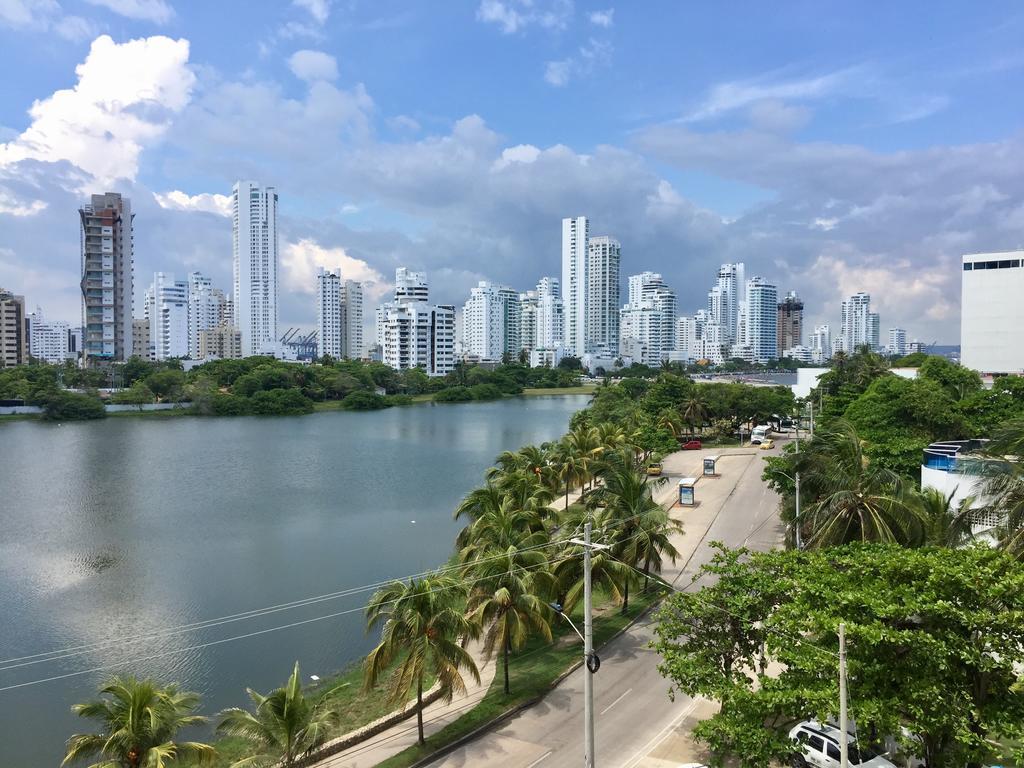 Con Hermosa Vista Y Cerca De Playas Apartment