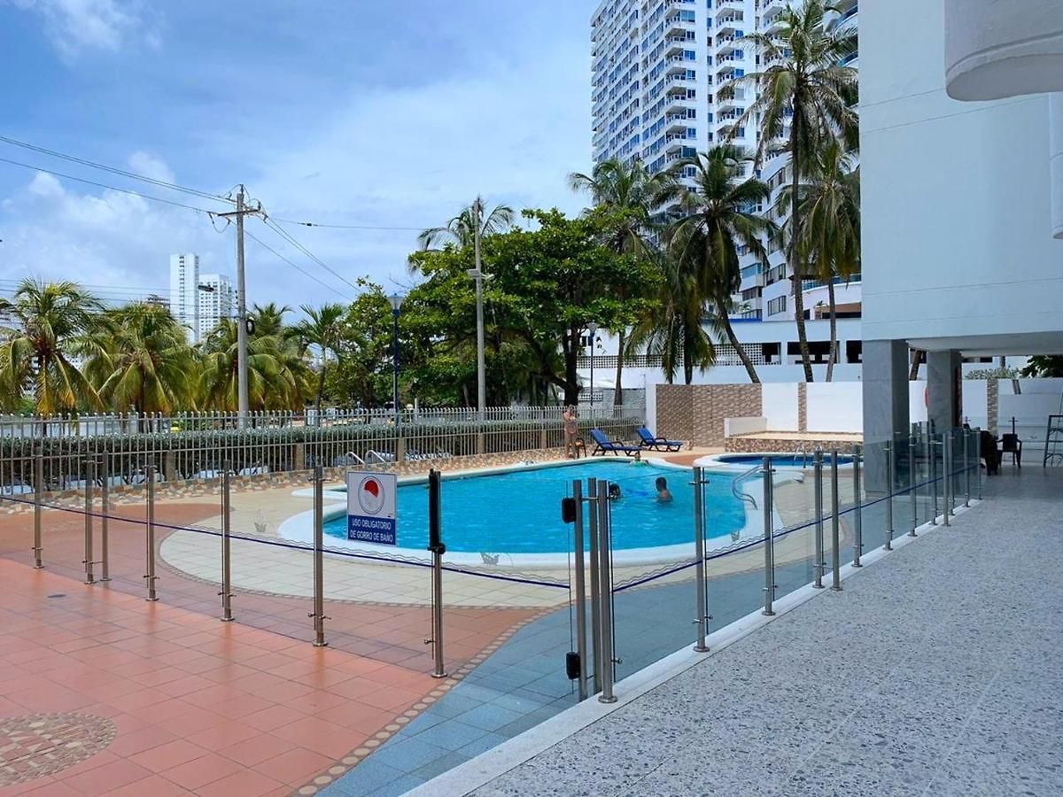 Con Hermosa Vista Y Cerca De Playas Apartamento