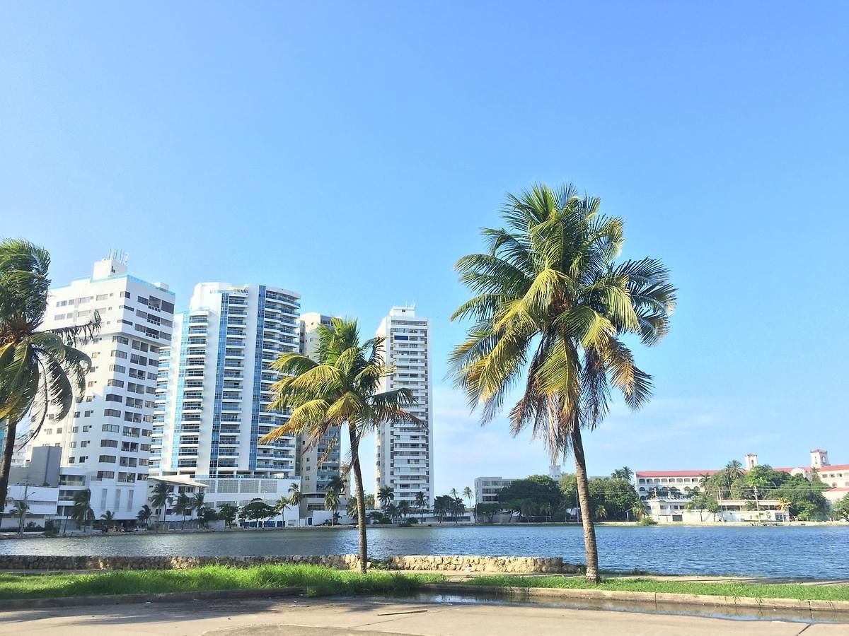 Con Hermosa Vista Y Cerca De Playas Apartamento